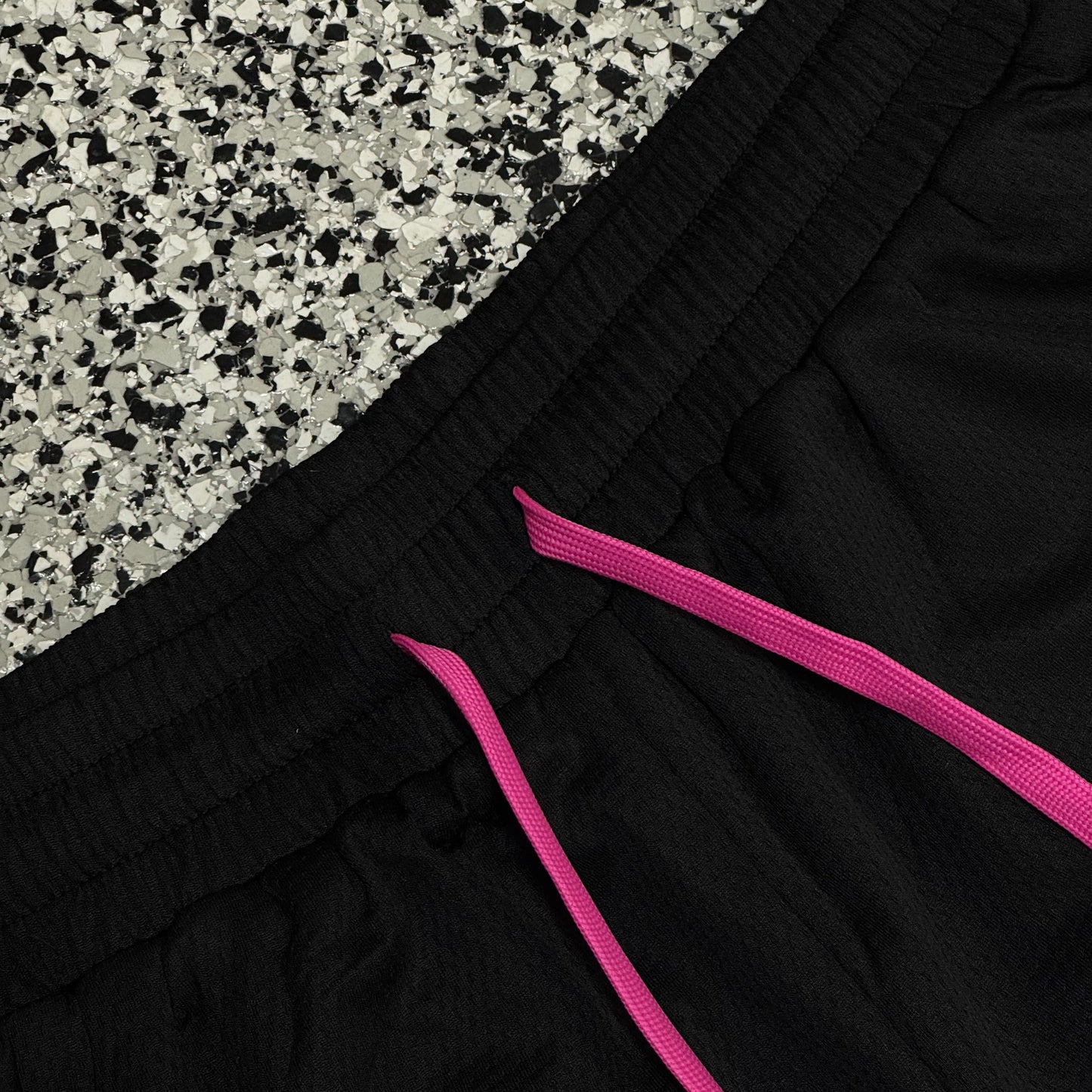 "FLAMES" MID THIGH MESH SHORTS - BLACK / PINK