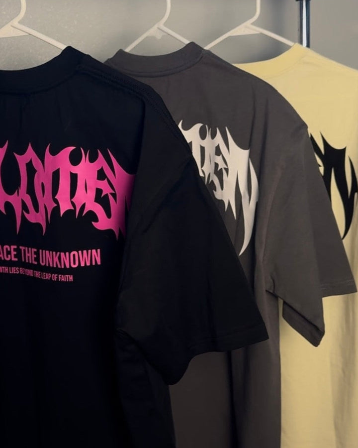 “ETU” PREMIUM OVERSIZED TEE - BLACK / PINK