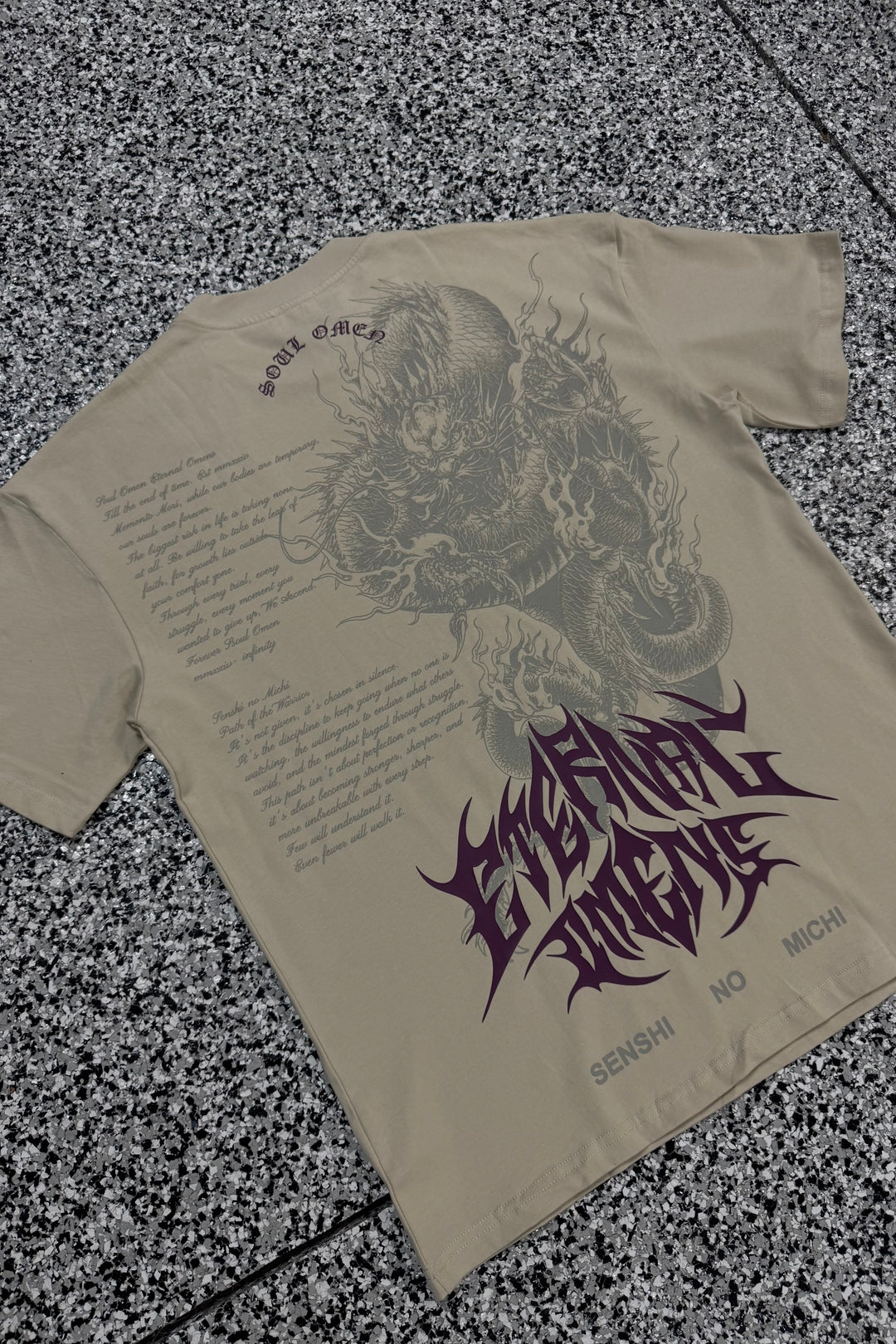 "RYŪ NO TAMASHII" PREMIUM OVERSIZED TEE - SAND