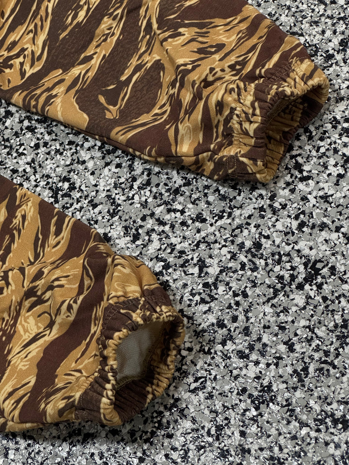 "CAMO" PREMIUM SWEATPANTS - DESERT TIGER STRIPE