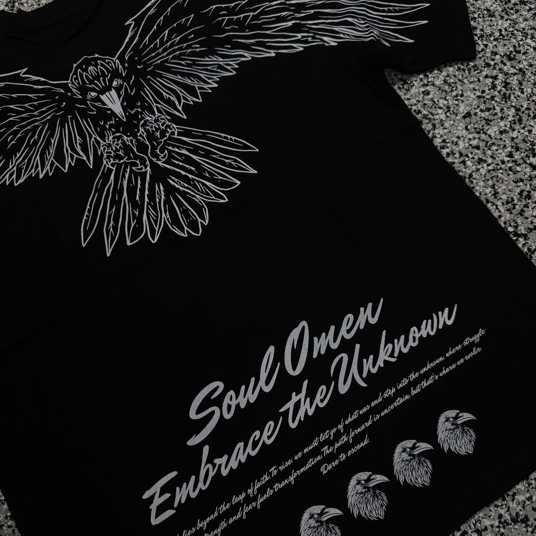 "FLY HIGH" PREMIUM OVERSIZED TEE - BLACK / WHITE