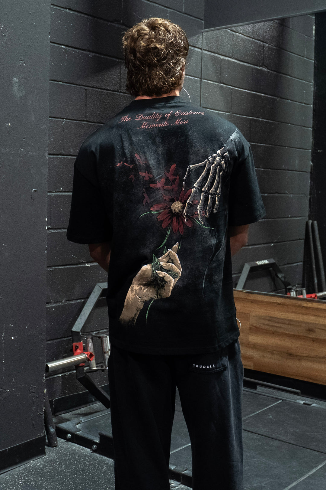 "TRANSIENCE" PREMIUM OVERSIZED TEE - BLACK