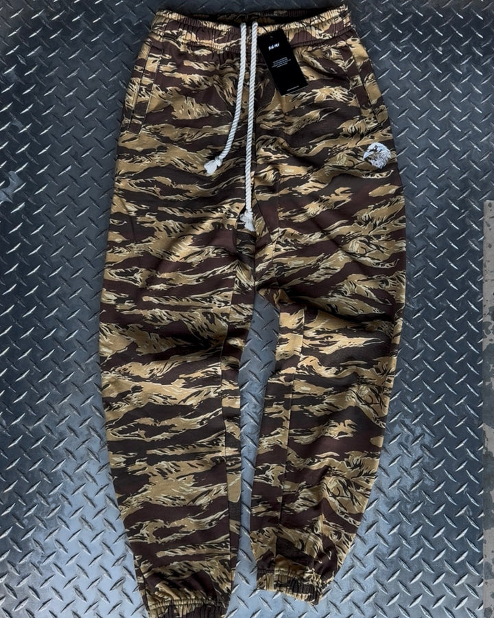 "CAMO" PREMIUM SWEATPANTS - DESERT TIGER STRIPE