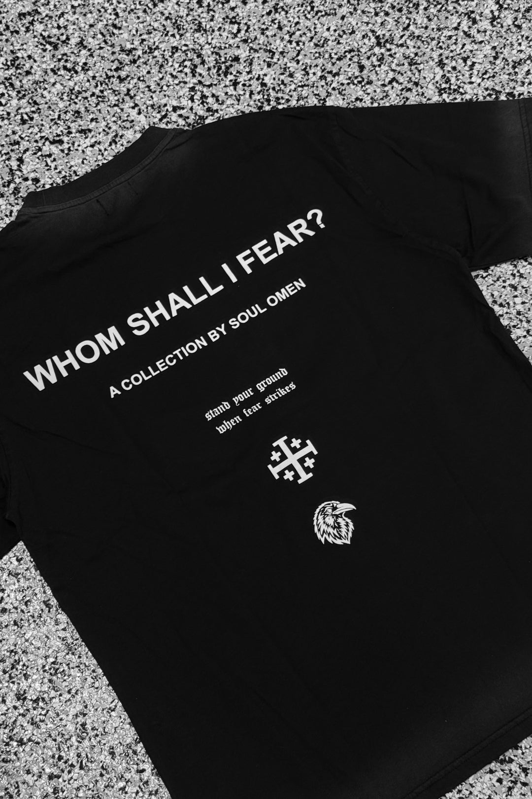 “UNSHAKEN WARRIOR” FADED PREMIUM OVERSIZED TEE - BLACK
