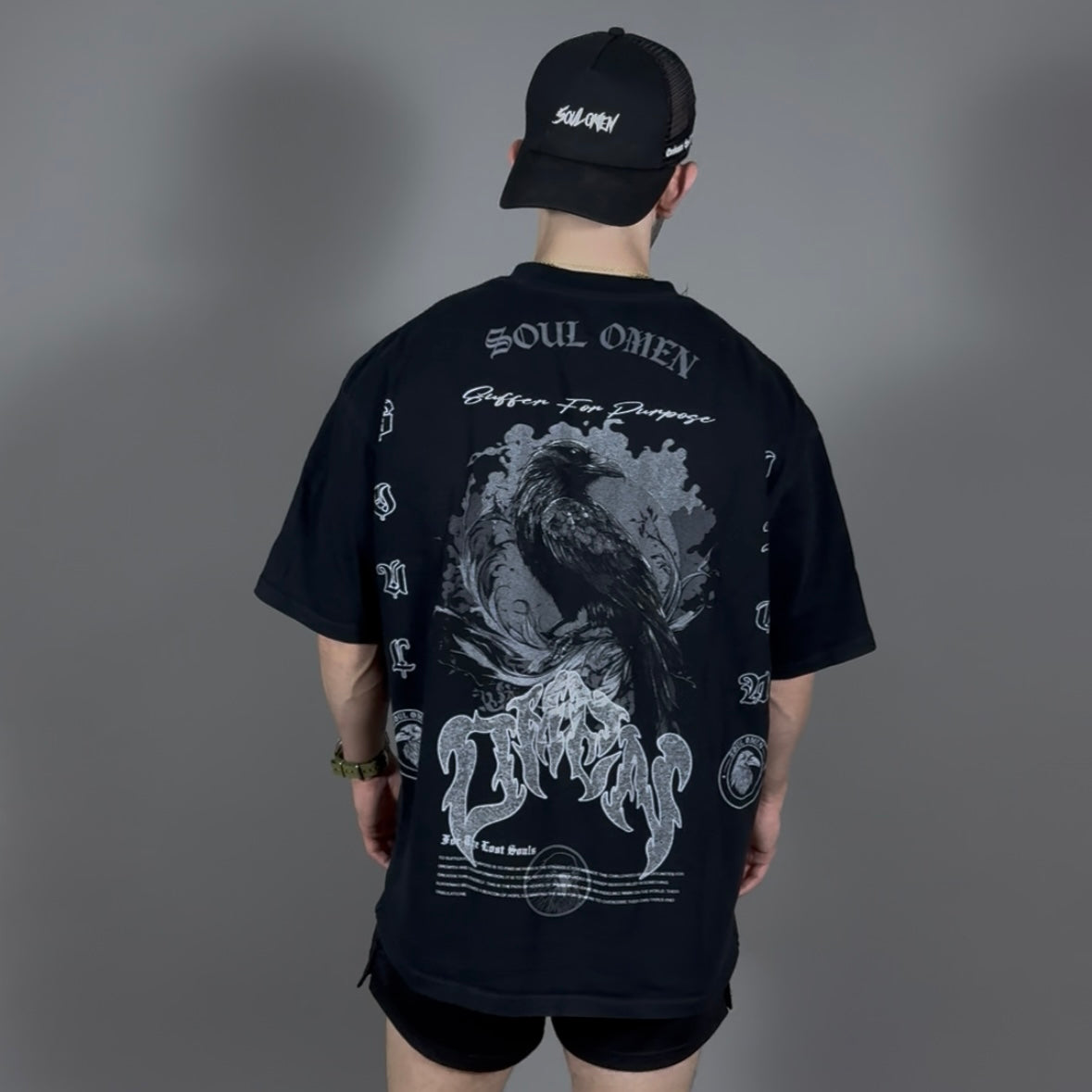 “RAVEN” PREMIUM OVERSIZED TEE - BLACK