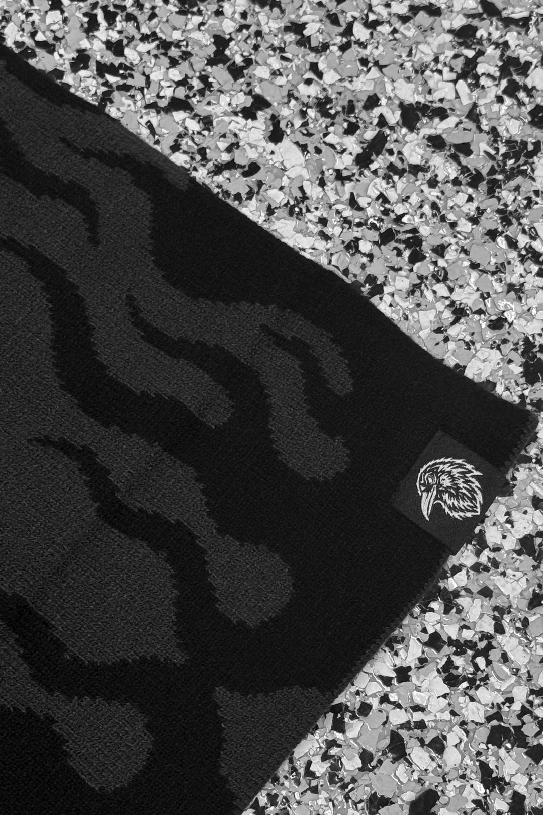 "FLAME" BEANIE - SHADOW / BLACK
